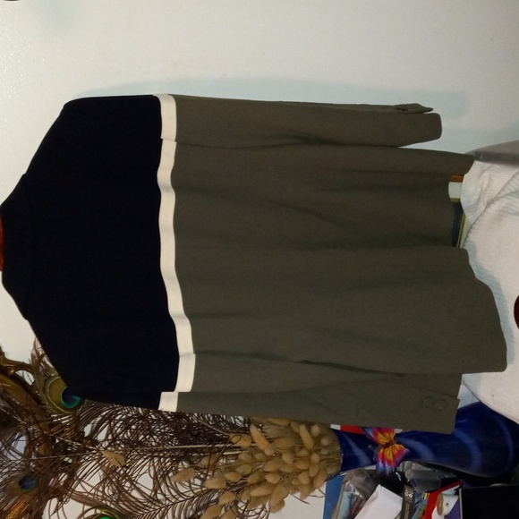 coat - Picture 3 of 5